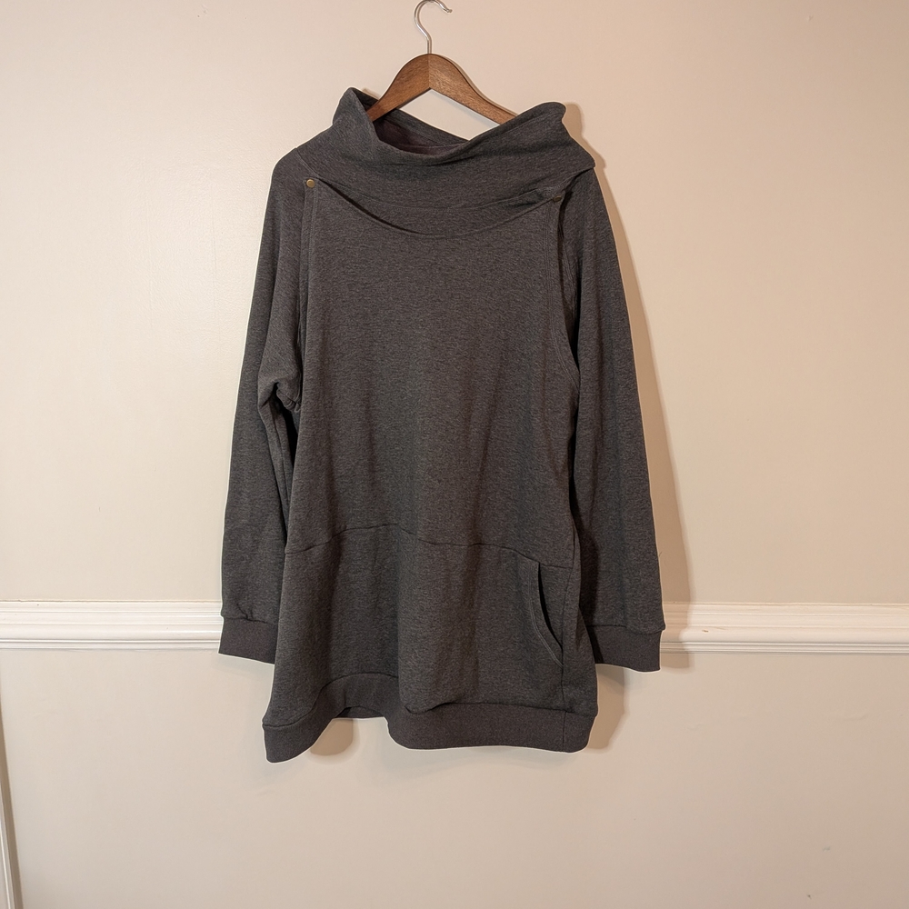Latched Mama Charcoal Gray Harbor Snap Babywearing nursing Maternity Sweatshirt